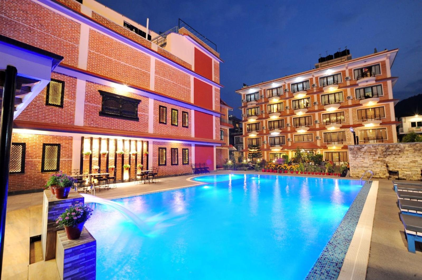 Temple Himalaya Hotel & Spa Покхара Экстерьер фото