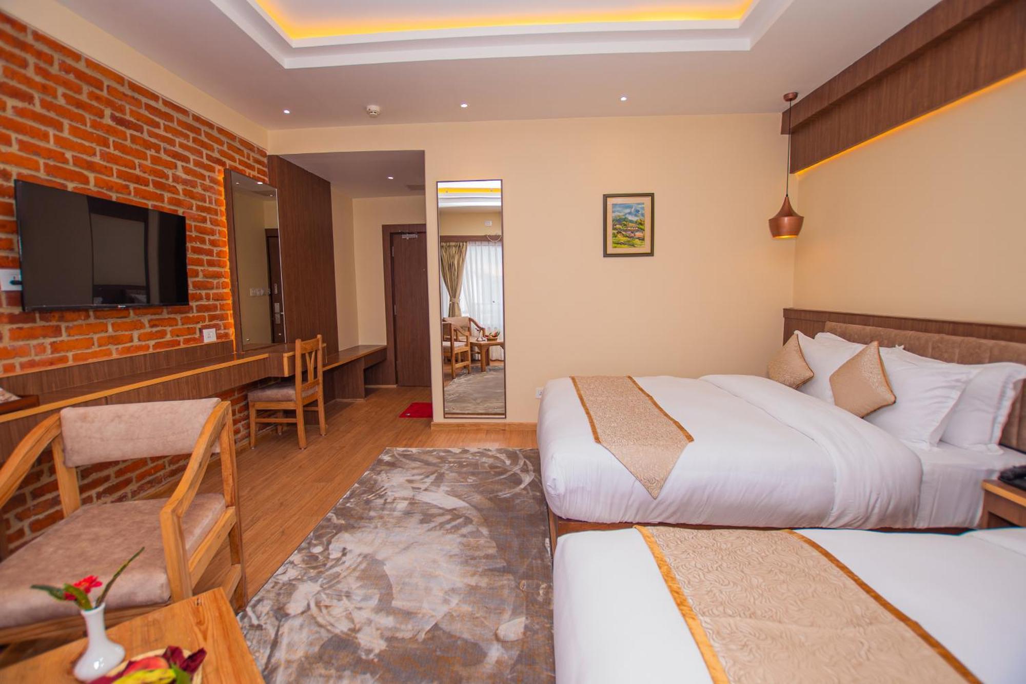 Temple Himalaya Hotel & Spa Покхара Экстерьер фото