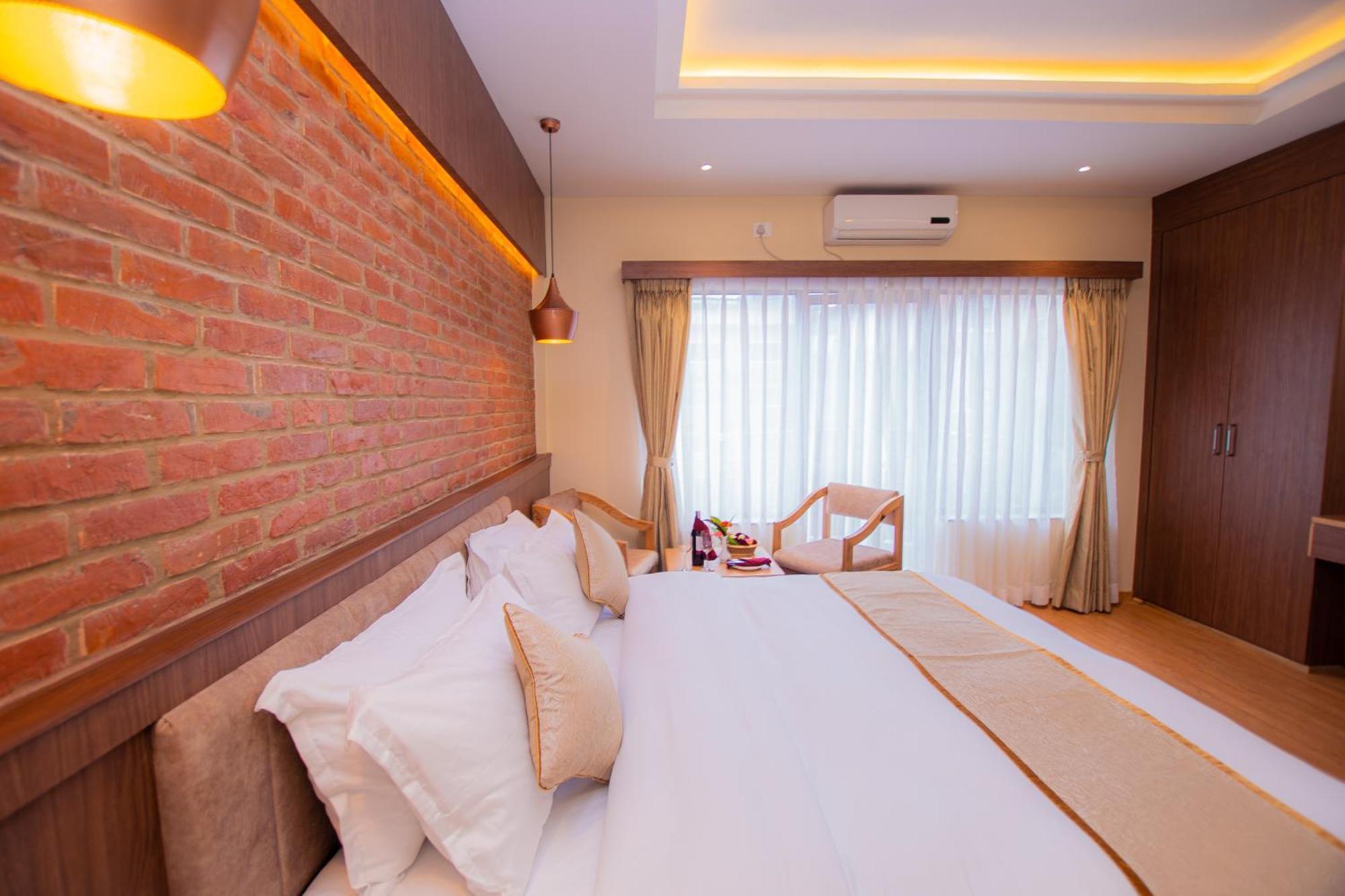 Temple Himalaya Hotel & Spa Покхара Экстерьер фото
