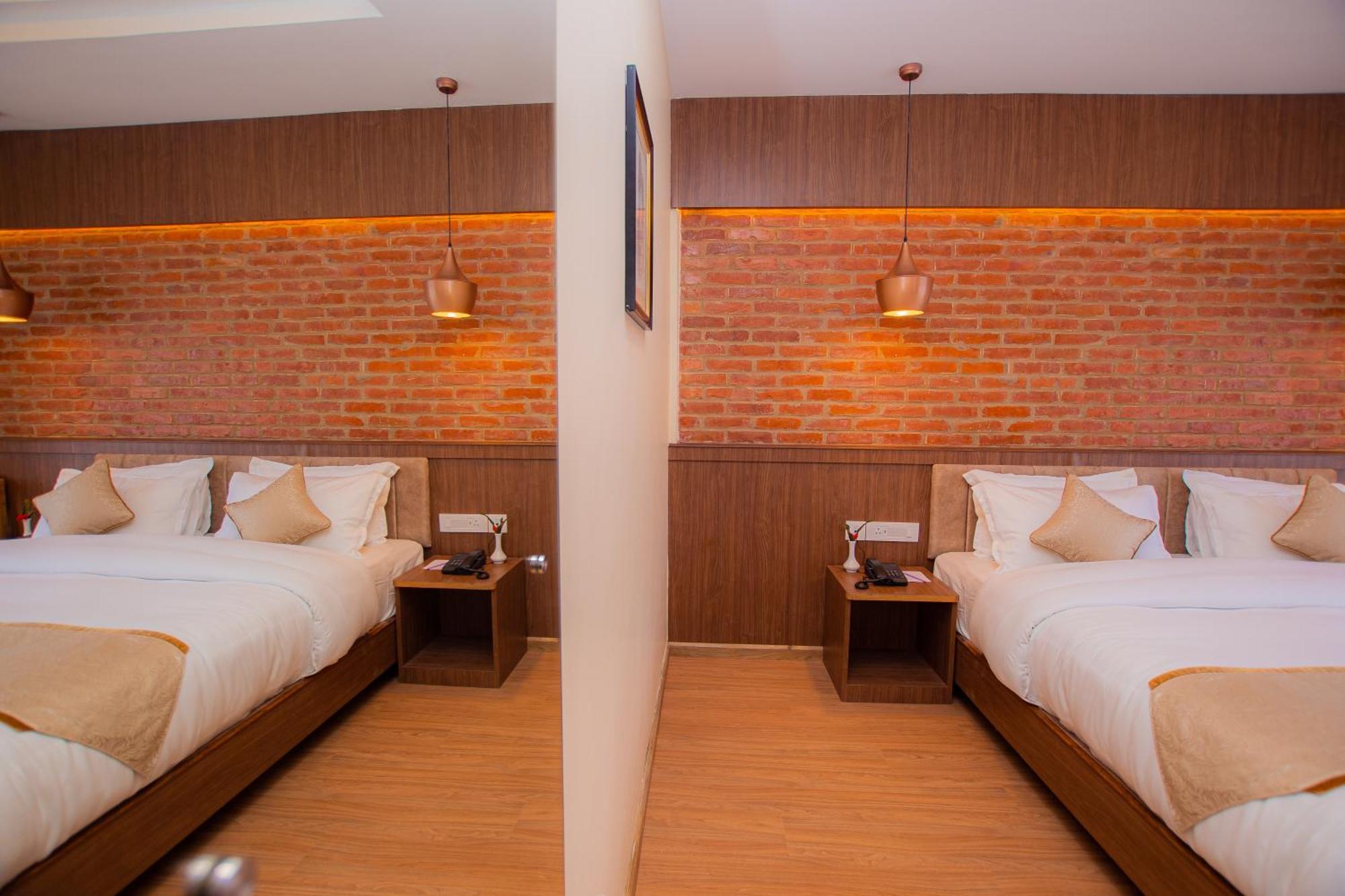 Temple Himalaya Hotel & Spa Покхара Экстерьер фото