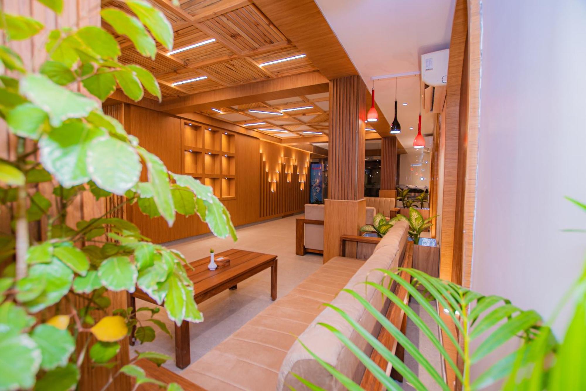 Temple Himalaya Hotel & Spa Покхара Экстерьер фото